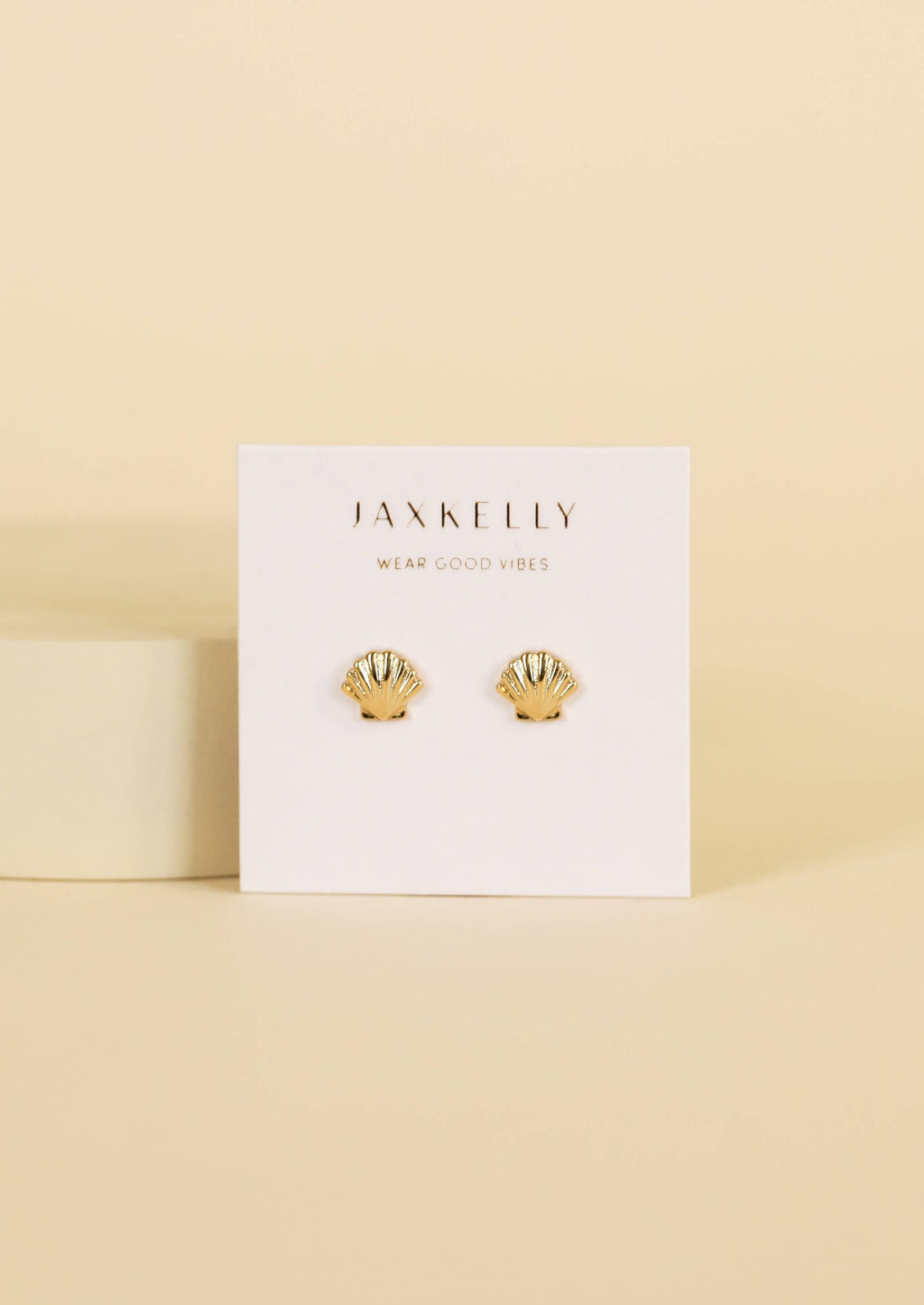 JaxKelly | Seashell Earrings | Les Sol | Minneapolis